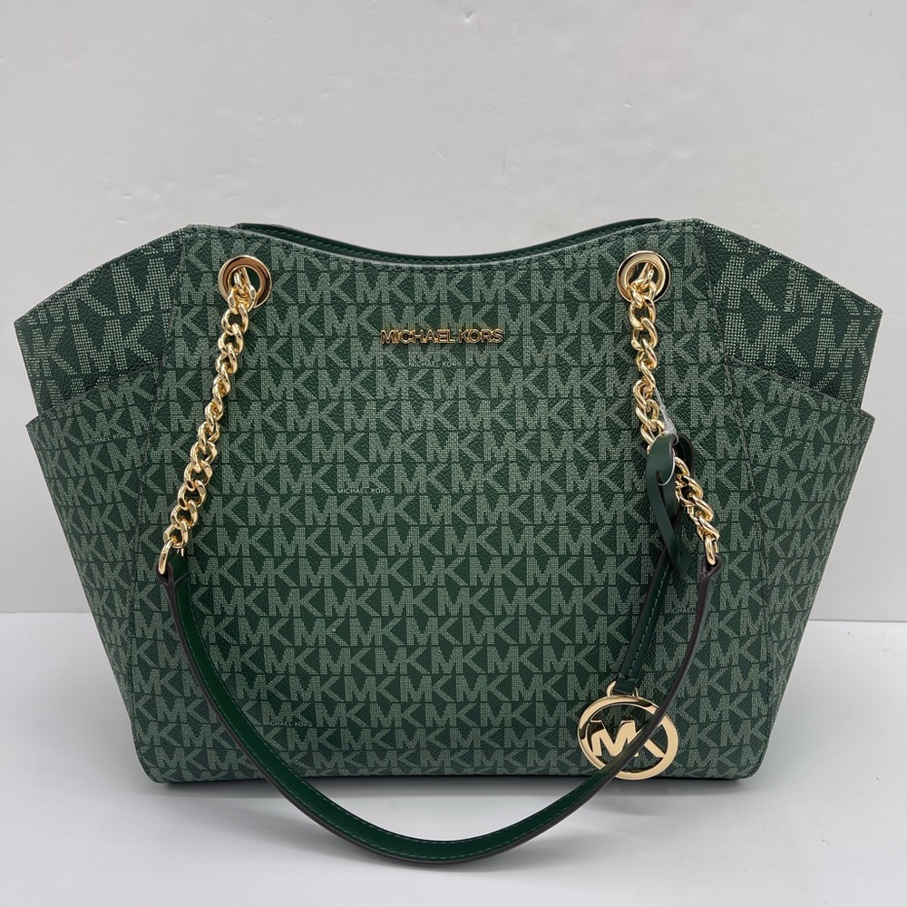 MICHAEL KORS
Jet Set Travel Large Signature Chain Shoulder Tote Bag
Moss
NWT - Picture 9 of 16